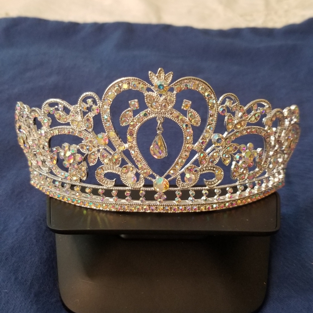 🏷️ Rhinestone Tiara by Sunshine Smile